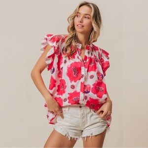 New BiBi Floral Print Flutter Button Up Top